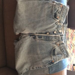 women’s Levi Vintage  jeans